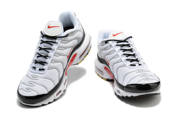 Air Max Plus TN Photon Dust Varsity Red Particle Grey