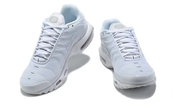 Air Plus TN Triple White